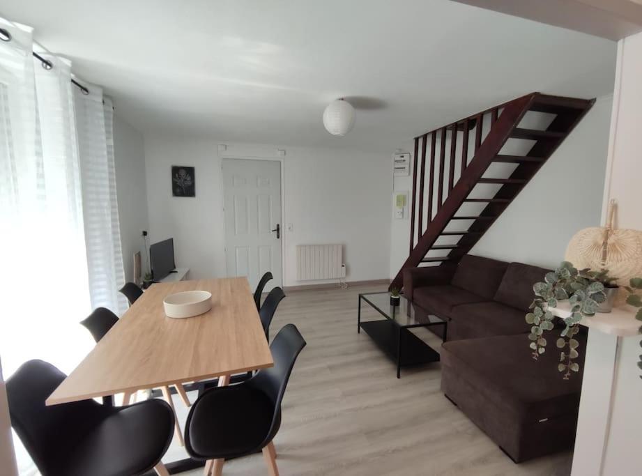 Duplex Cosy Apartment Gonesse Ngoại thất bức ảnh